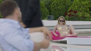 Amateur Eyla gets her ass fucked by Kristof Cale poolside - Porn Movies - 3Movs